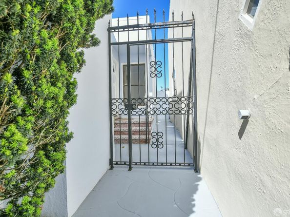 17 Lapham Way, San Francisco CA 94112