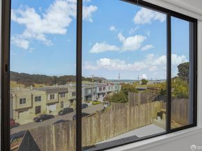 17 Lapham Way, San Francisco CA 94112