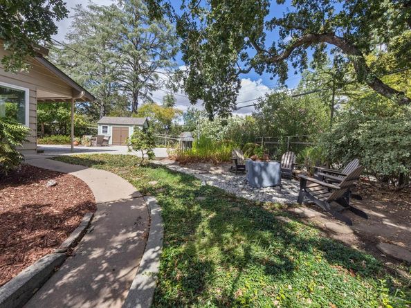 517 La Gonda Way, Danville CA 94526