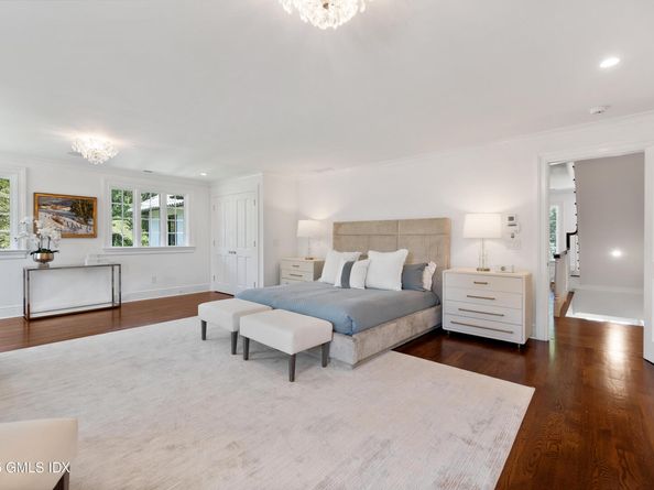 18 Tokeneke Trail, Darien CT 06820
