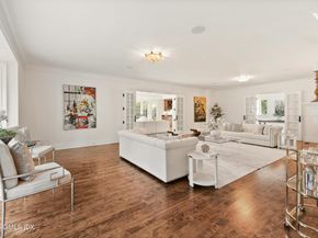 18 Tokeneke Trail, Darien CT 06820