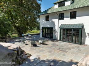 18 Tokeneke Trail, Darien CT 06820