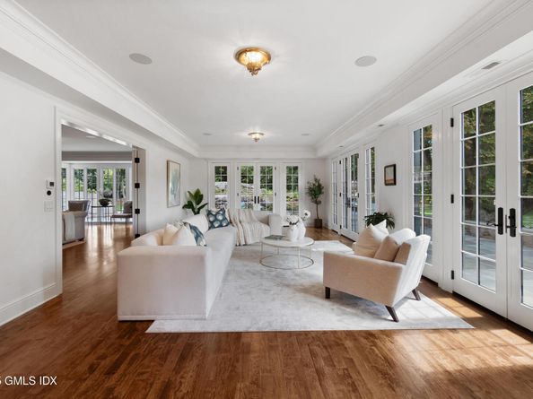 18 Tokeneke Trail, Darien CT 06820