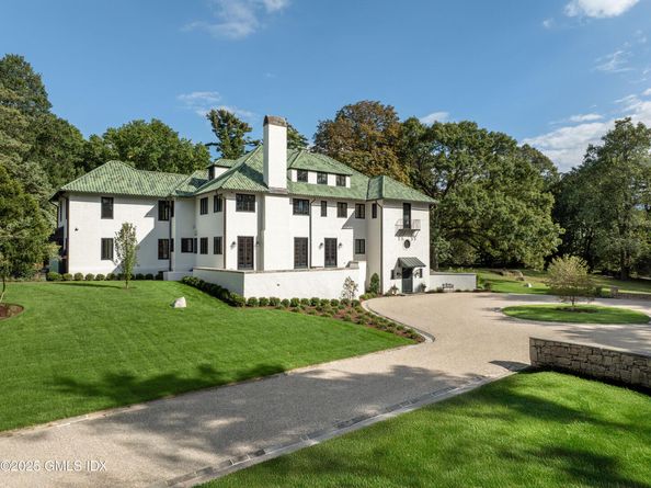 18 Tokeneke Trail, Darien CT 06820