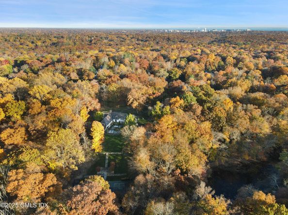21 Guinea Road, Greenwich CT 06830