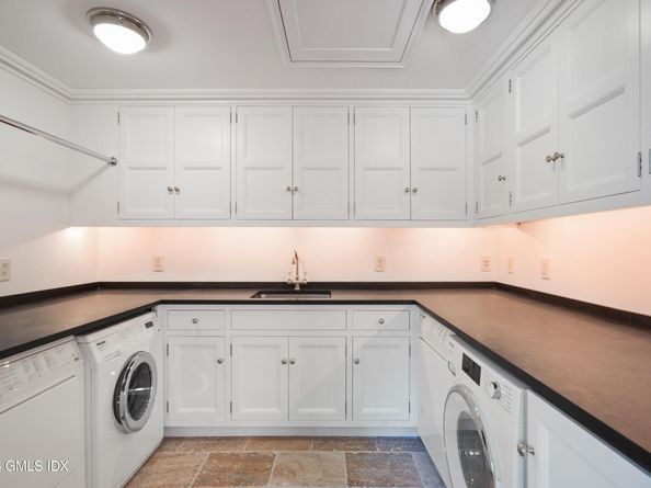 21 Guinea Road, Greenwich CT 06830