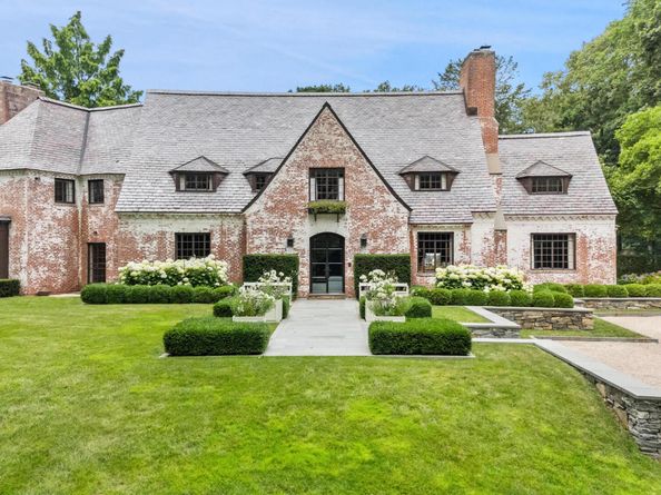 21 Guinea Road, Greenwich CT 06830