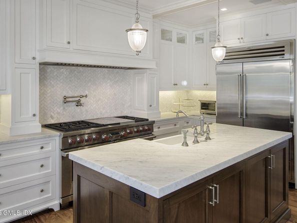 177 Long Close Road, Stamford CT 06902