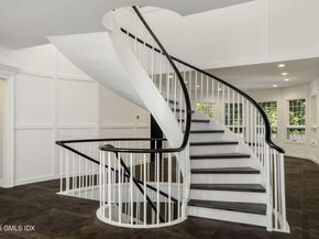 177 Long Close Road, Stamford CT 06902