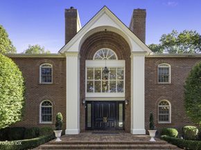 177 Long Close Road, Stamford CT 06902