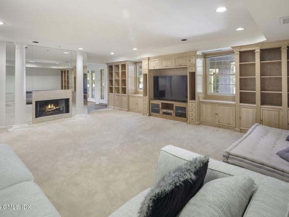 177 Long Close Road, Stamford CT 06902