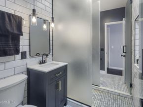 177 Long Close Road, Stamford CT 06902