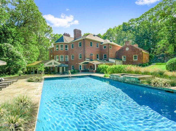 177 Long Close Road, Stamford CT 06902