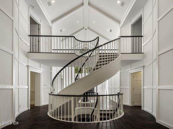 177 Long Close Road, Stamford CT 06902