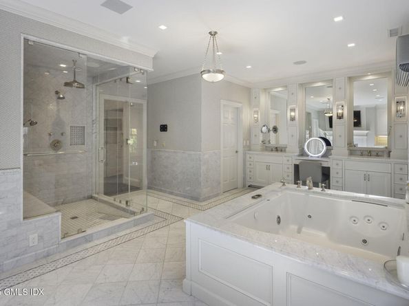 177 Long Close Road, Stamford CT 06902