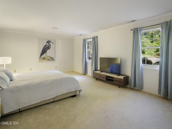 177 Long Close Road, Stamford CT 06902