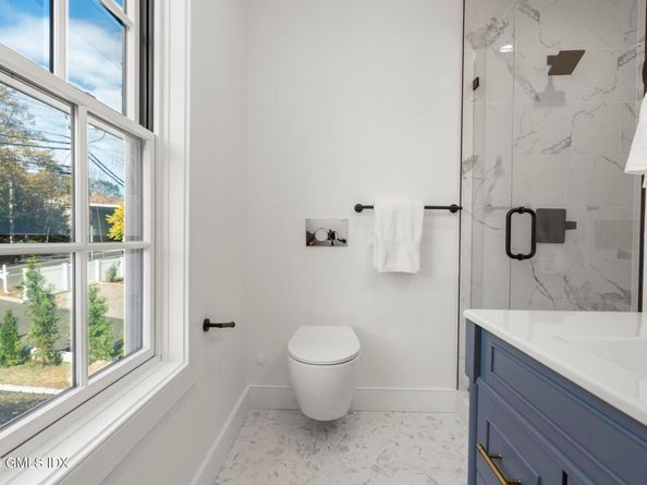 18 Sound Beach Avenue, Old Greenwich CT 06870