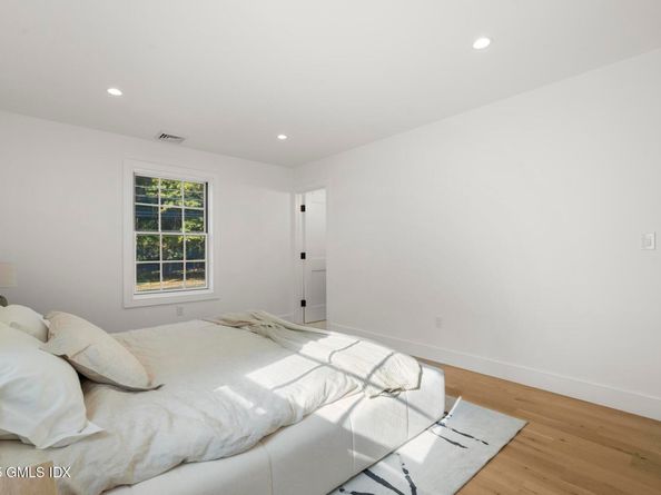 18 Sound Beach Avenue, Old Greenwich CT 06870