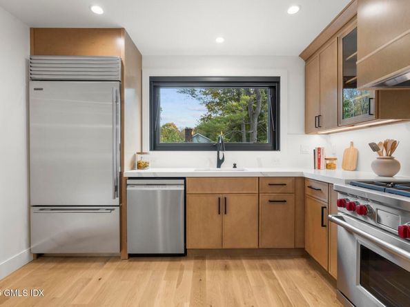 18 Sound Beach Avenue, Old Greenwich CT 06870