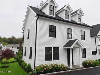 18 Sound Beach Avenue