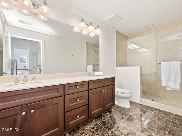 77 Havemeyer Lane 420, Stamford CT 06902