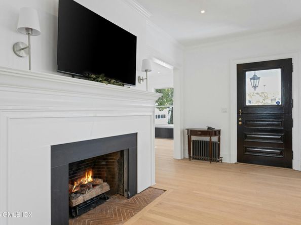53 Tomac Avenue, Old Greenwich CT 06870