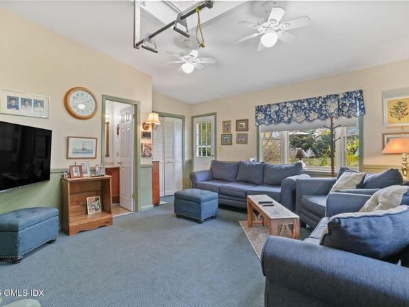 7 Highview Avenue, Old Greenwich CT 06870