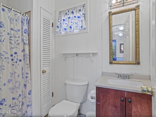 7 Highview Avenue, Old Greenwich CT 06870