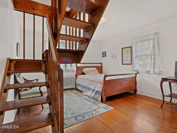 7 Highview Avenue, Old Greenwich CT 06870