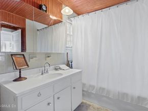 7 Highview Avenue, Old Greenwich CT 06870