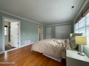 1 Northfield Street B, Greenwich CT 06830