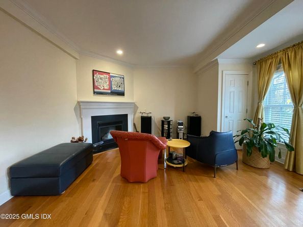 1 Northfield Street B, Greenwich CT 06830