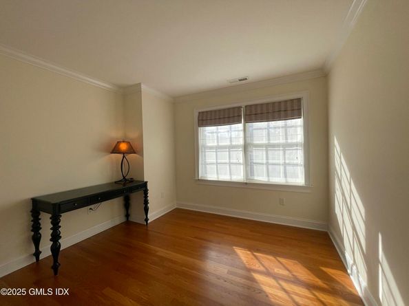 1 Northfield Street B, Greenwich CT 06830