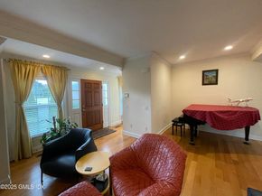 1 Northfield Street B, Greenwich CT 06830