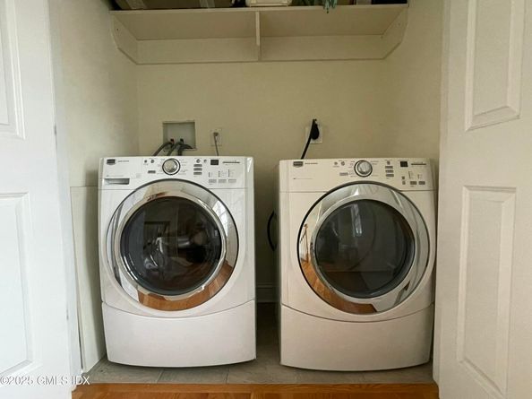 1 Northfield Street B, Greenwich CT 06830