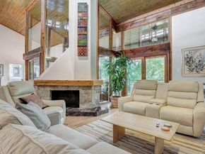 8200 Neely DR 223, Austin TX 78759