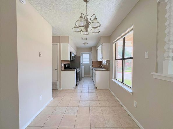 101 Clearday DR 106, Austin TX 78745
