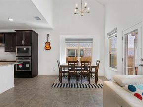 631 Breeze Hollow LN, Georgetown TX 78628