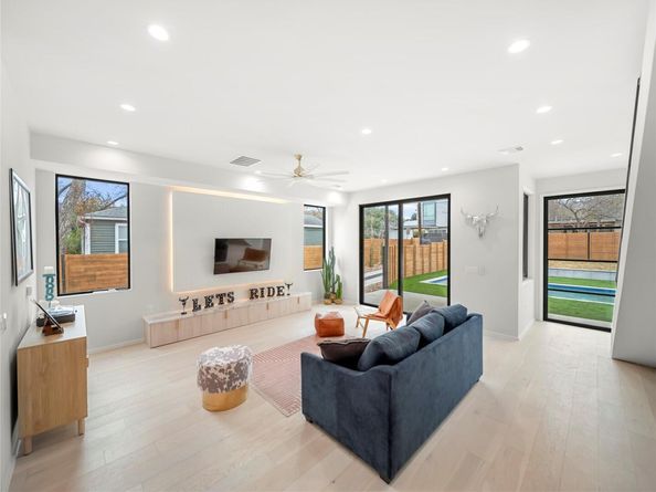 2107 Brackenridge ST 1, Austin TX 78704