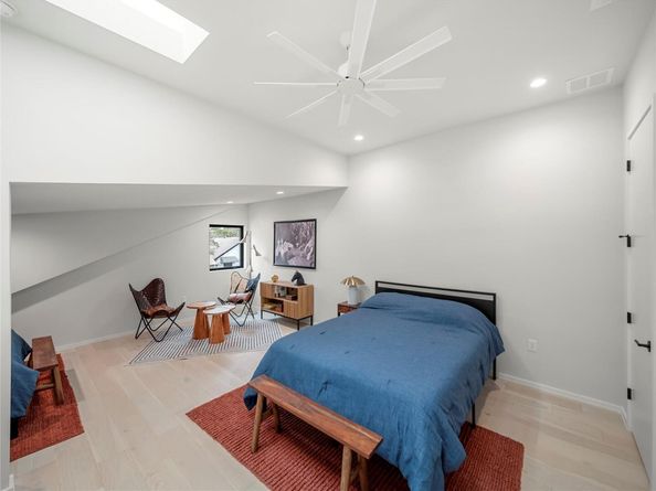 2107 Brackenridge ST 1, Austin TX 78704