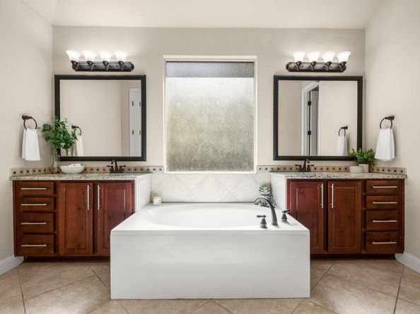 2924 Wedgescale PASS, Leander TX 78641