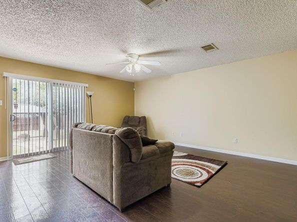 1017 Silverstone LN, Cedar Park TX 78613