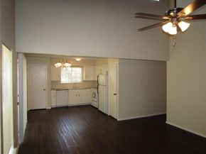 2408 La Casa DR, Austin TX 78704