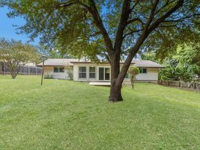 7203 Marywood CIR, Austin TX 78723