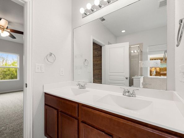 3000 Ortman DR, Pflugerville TX 78660