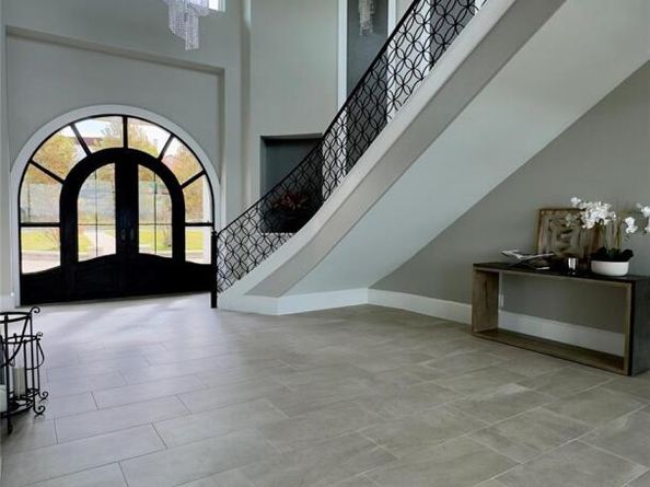 2204 Canonero DR, Austin TX 78746