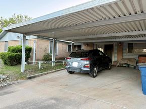 100 Skyloop DR, Austin TX 78745