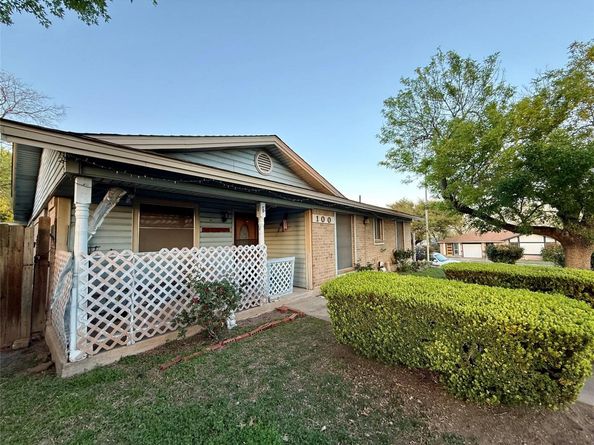 100 Skyloop DR, Austin TX 78745