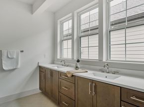 2209 Woodland Ave 601, Austin TX 78741