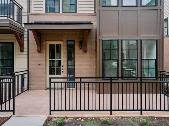 2209 Woodland Ave 601, Austin TX 78741